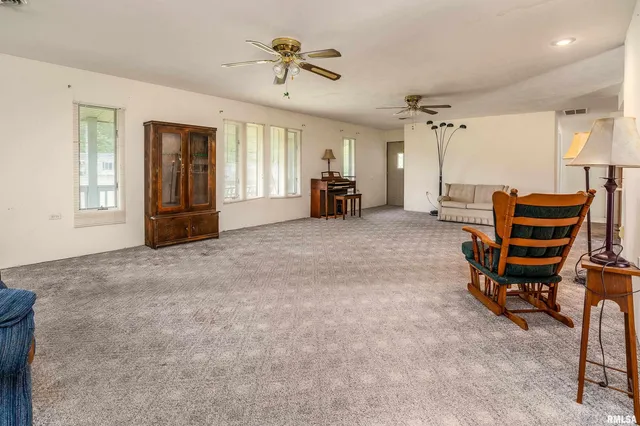 $199,500 | 5378 Center Street, Mulkeytown, IL 62865