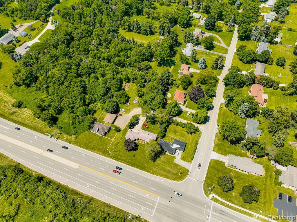 1224 South Lapeer Road Lapeer, MI 48446 - Photo 15 of 31