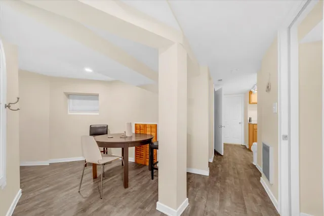 $1,850 | 2212 West Iowa Street, Unit G, Chicago, IL 60622