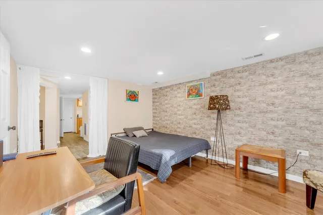 $1,850 | 2212 West Iowa Street, Unit G, Chicago, IL 60622