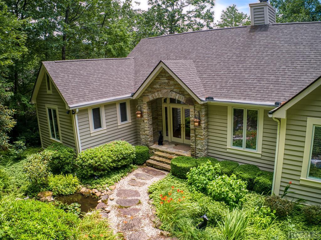114 The Rapids Sapphire, NC 28774 - Photo 4 of 37 Gallery Image 4