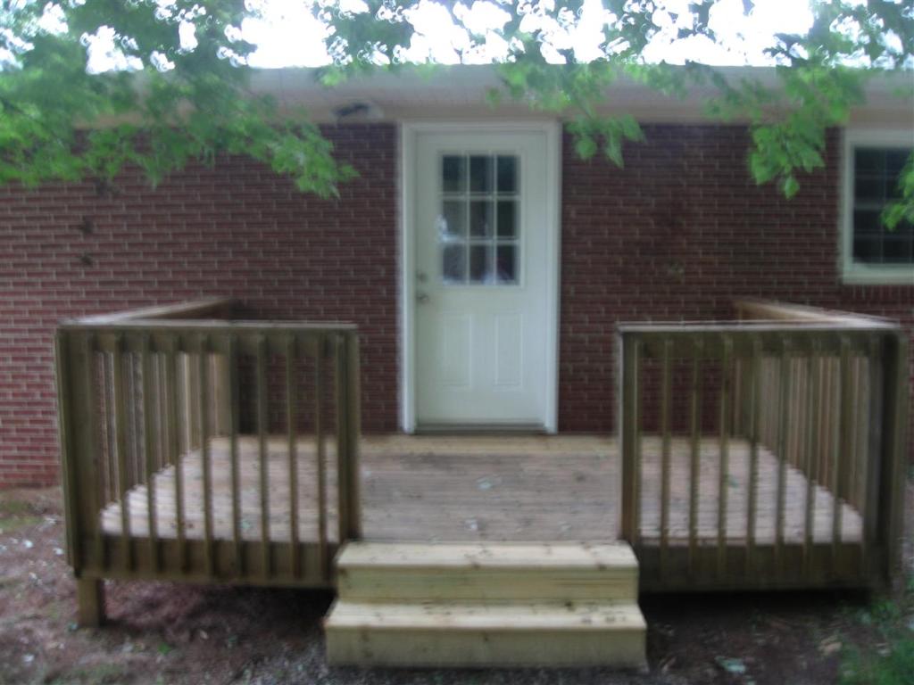 151 Ridgecrest Road Seneca, SC 29678 - Photo 5 of 26 Gallery Image 5
