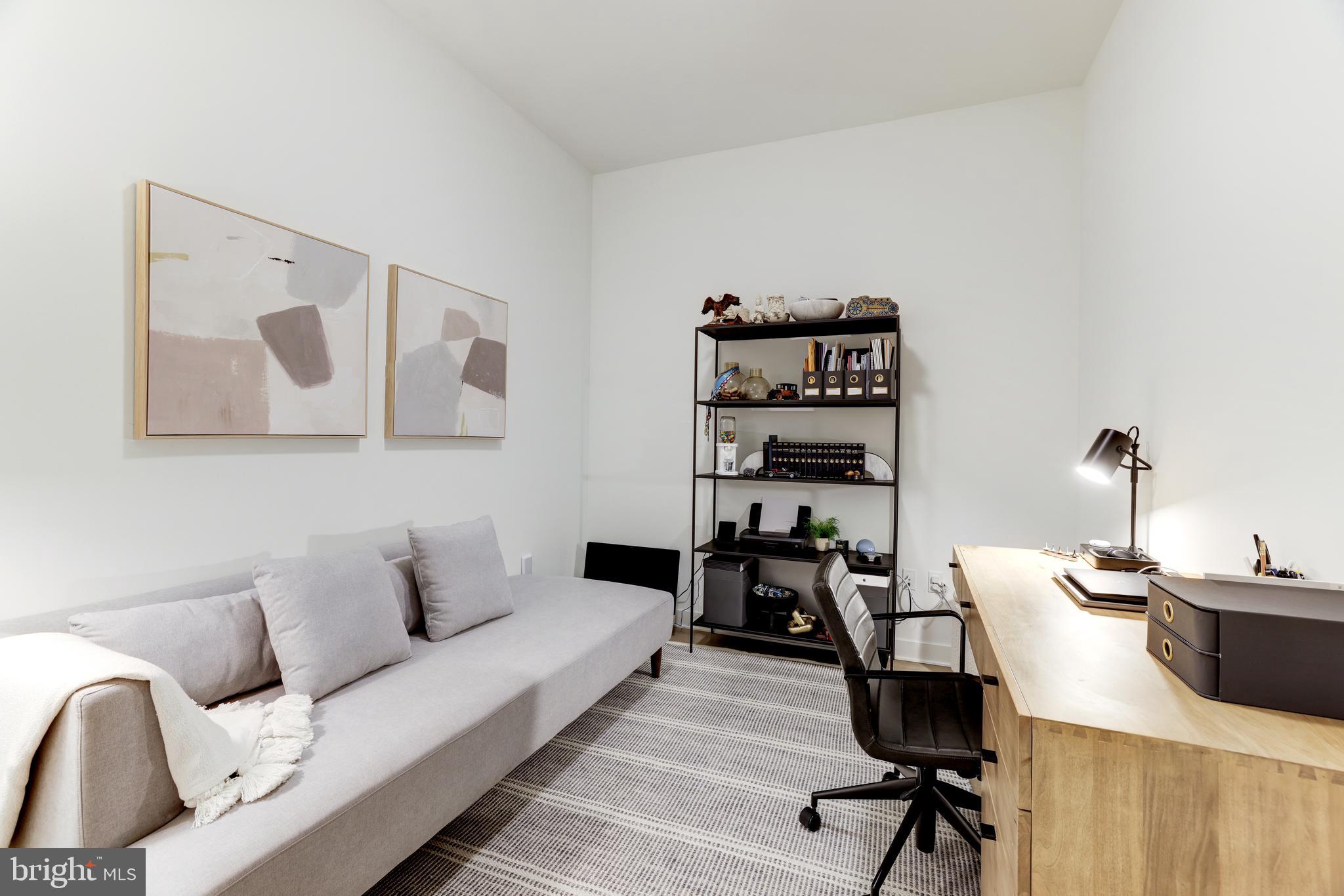 1650 Silver Hill Drive, Unit 23091 McLean, VA 22102 - Photo 33 of 86 a living room with furniture