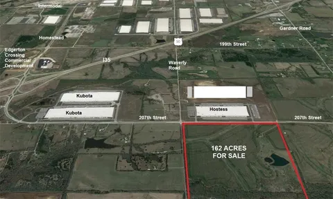 $17,669,025 | 30485 West 207th Street, Spring Hill, KS 66083