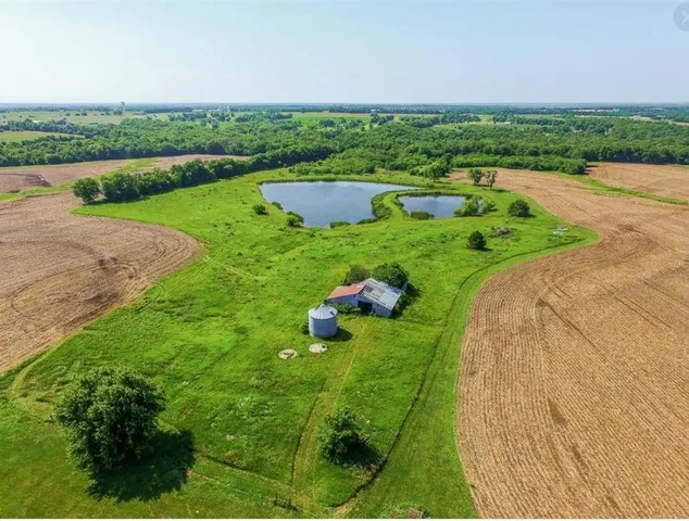 $17,669,025 | 30485 West 207th Street, Spring Hill, KS 66083
