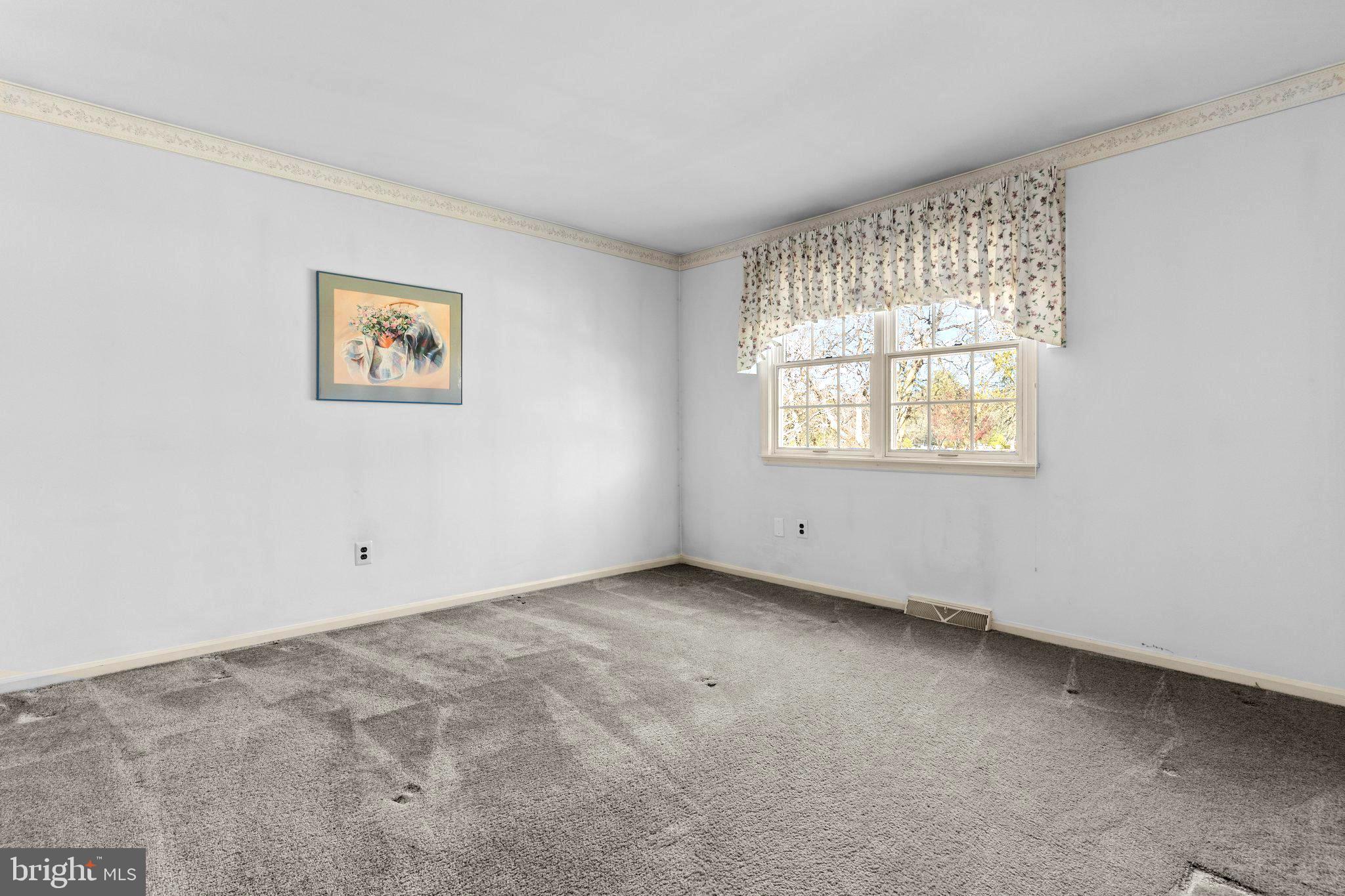 110 Teal Drive Doylestown, PA 18901 - Photo 23 of 30 an empty room with a window