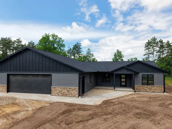 $439,900 | 352 Lisa, Muscoda, WI 53573