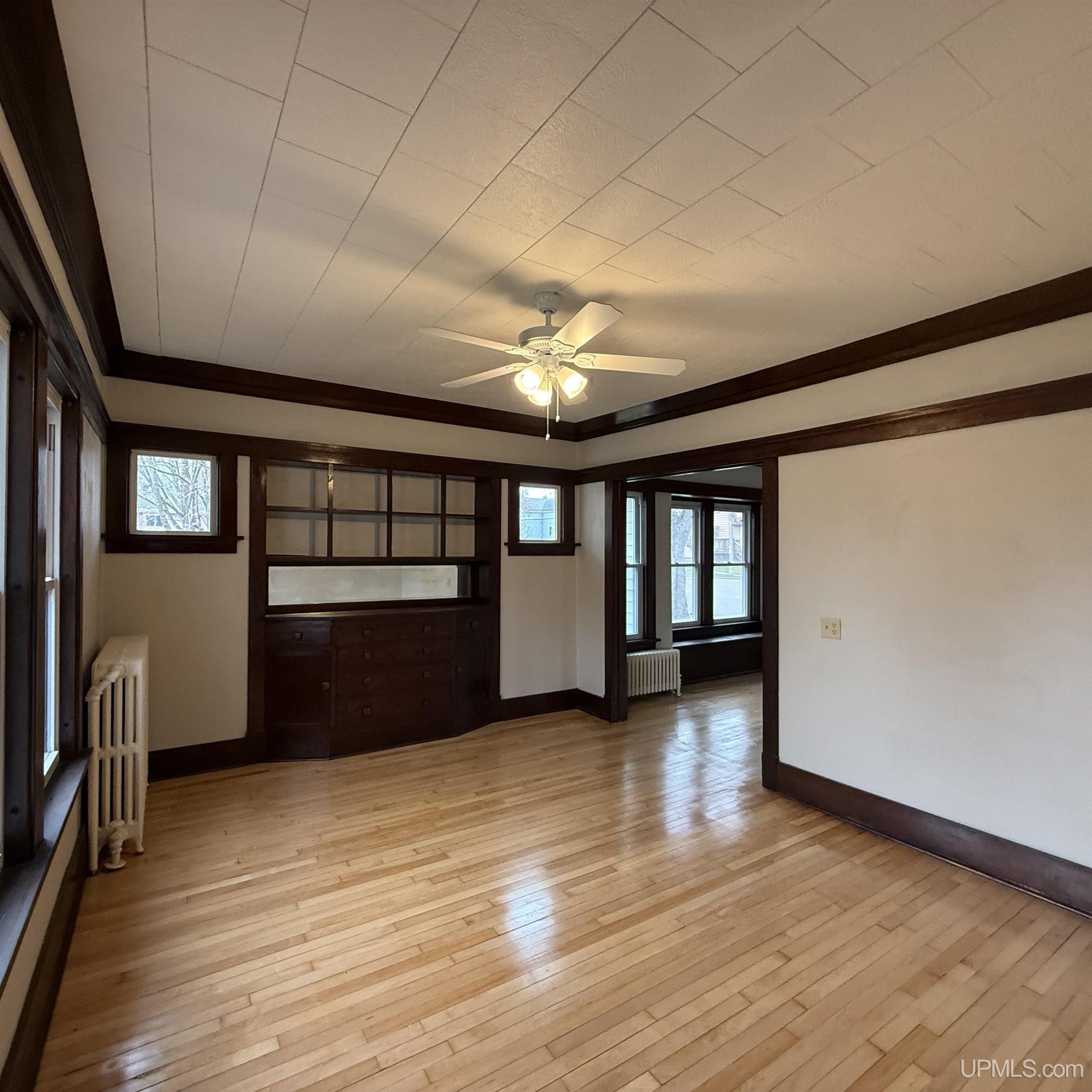 600 Division Street Hurley, WI 54534 - Photo 11 of 58