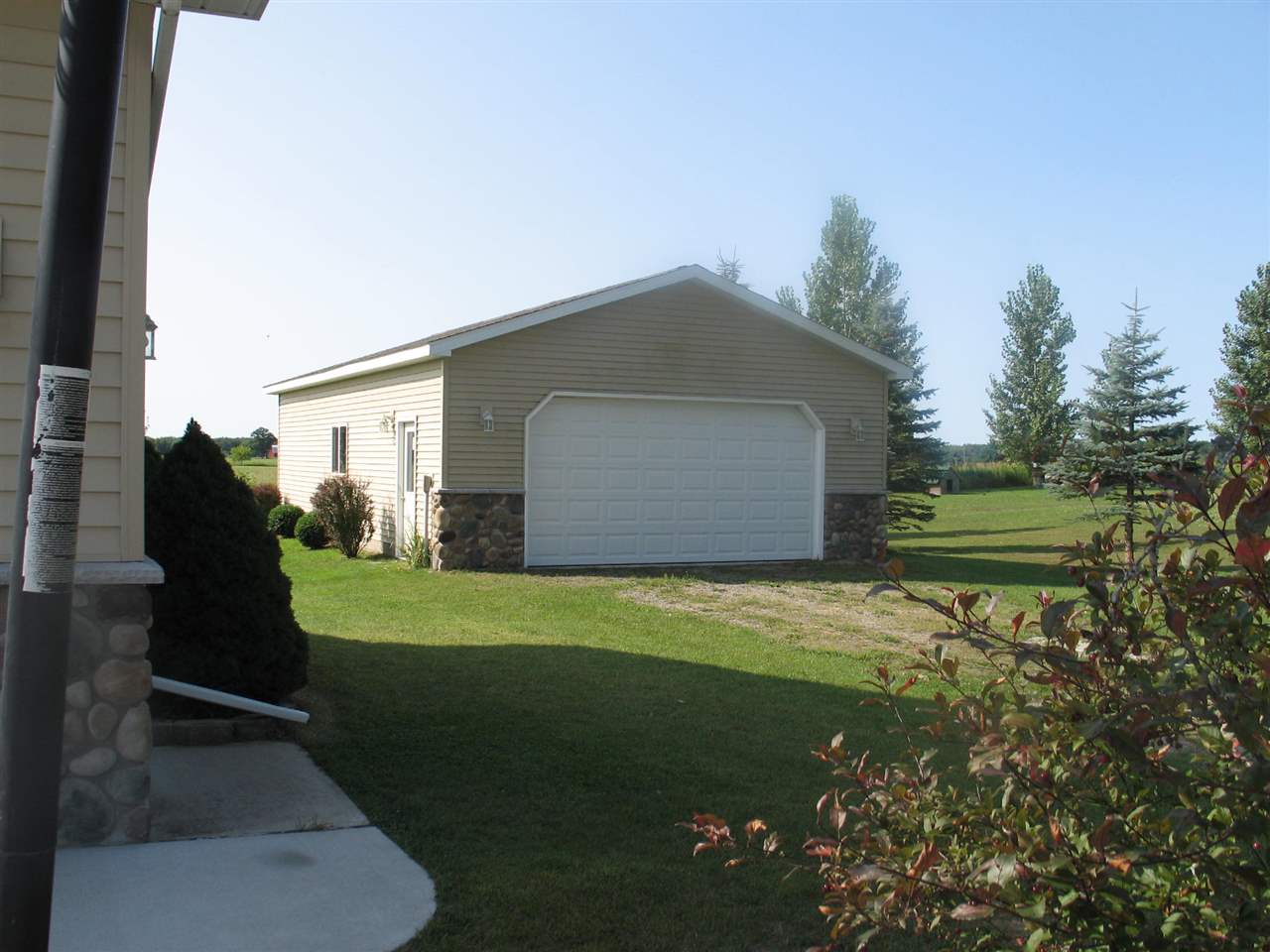 5903 Curtis Road Hale, MI 48739 - Photo 4 of 63 1837602-3.JPG