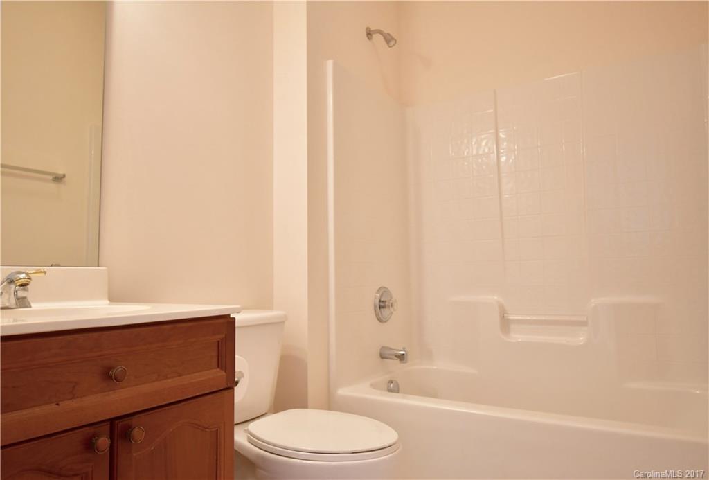 1613 Copperplate Road Charlotte, NC 28262 - Photo 5 of 18 Gallery Image 5