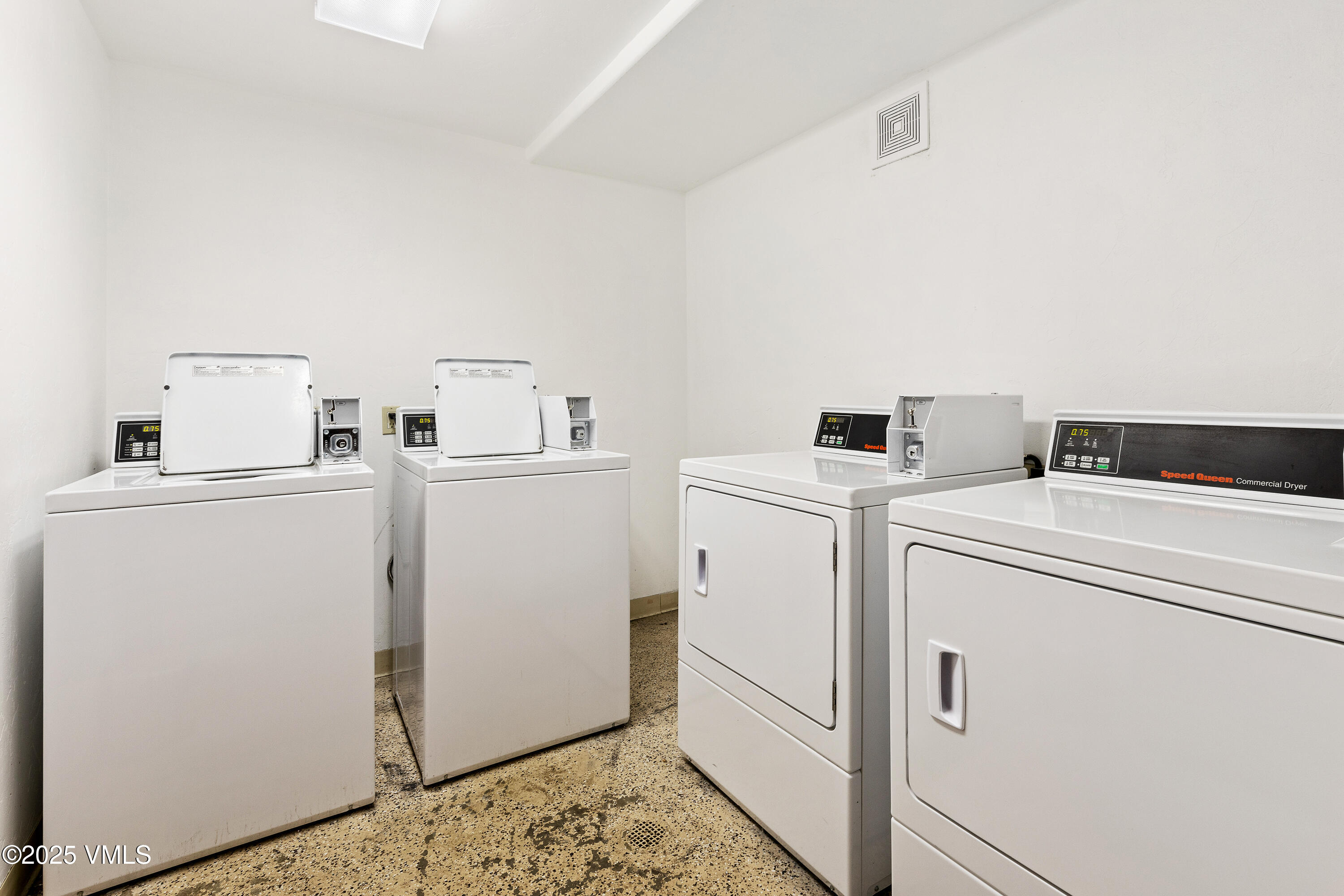 22787 Highway 6, Unit 207 Dillon, CO 80435 - Photo 35 of 44 a utility room with dryer and washer