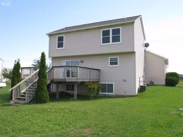 8098 Cook Road Swartz Creek, MI 48473 - Photo 3 of 26 21209630-2.JPG