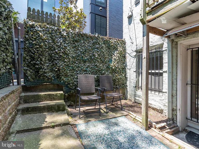 1704 V Street Northwest, Unit B Washington, DC 20009 - Photo 13 of 13