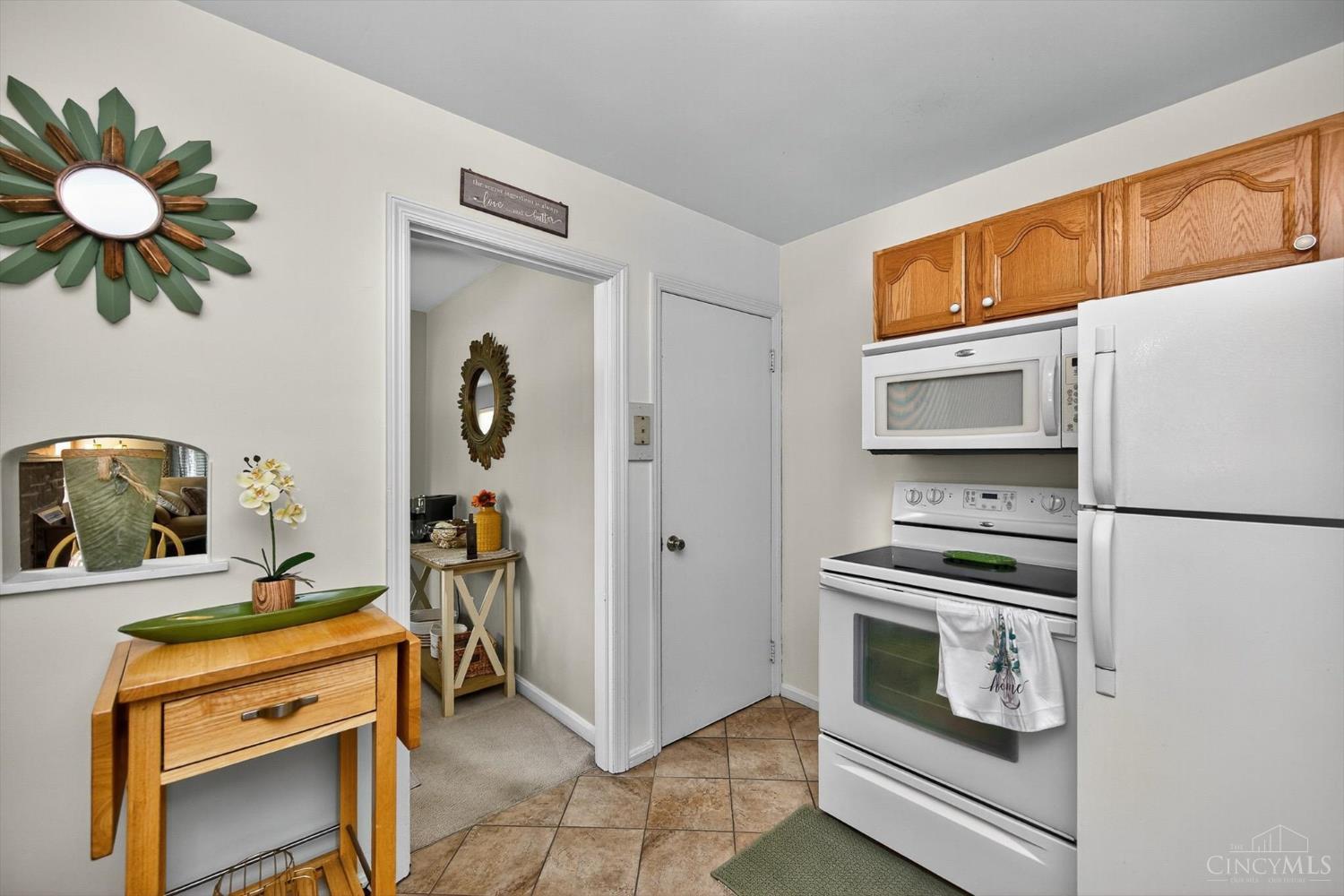 3899 Banks Road Cincinnati, OH 45245 - Photo 17 of 52 Gallery Image 17