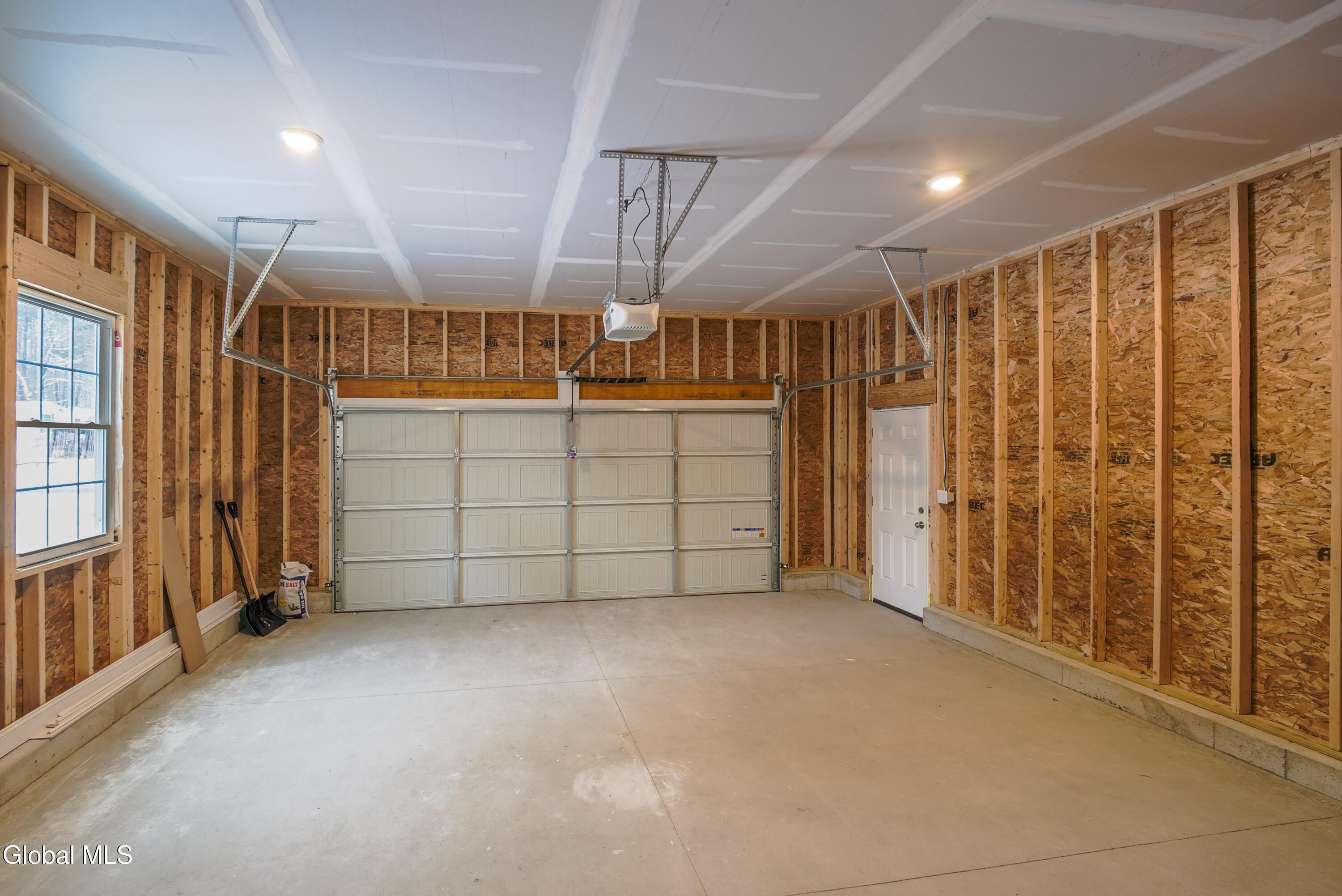 6 Wolfe Road Queensbury, NY 12804 - Photo 29 of 36 29-DSC05235-HDR