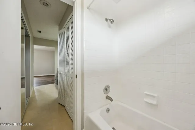 $259,000 | 3809 La Vista Circle, Unit 229, Jacksonville, FL 32217