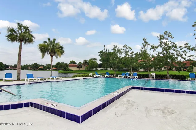 $259,000 | 3809 La Vista Circle, Unit 229, Jacksonville, FL 32217