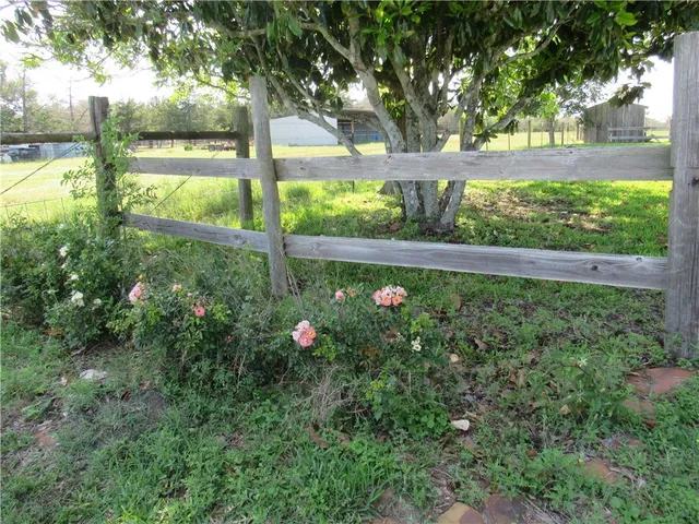 $549,900 | 1270 Salem Road, Brenham, TX 77833