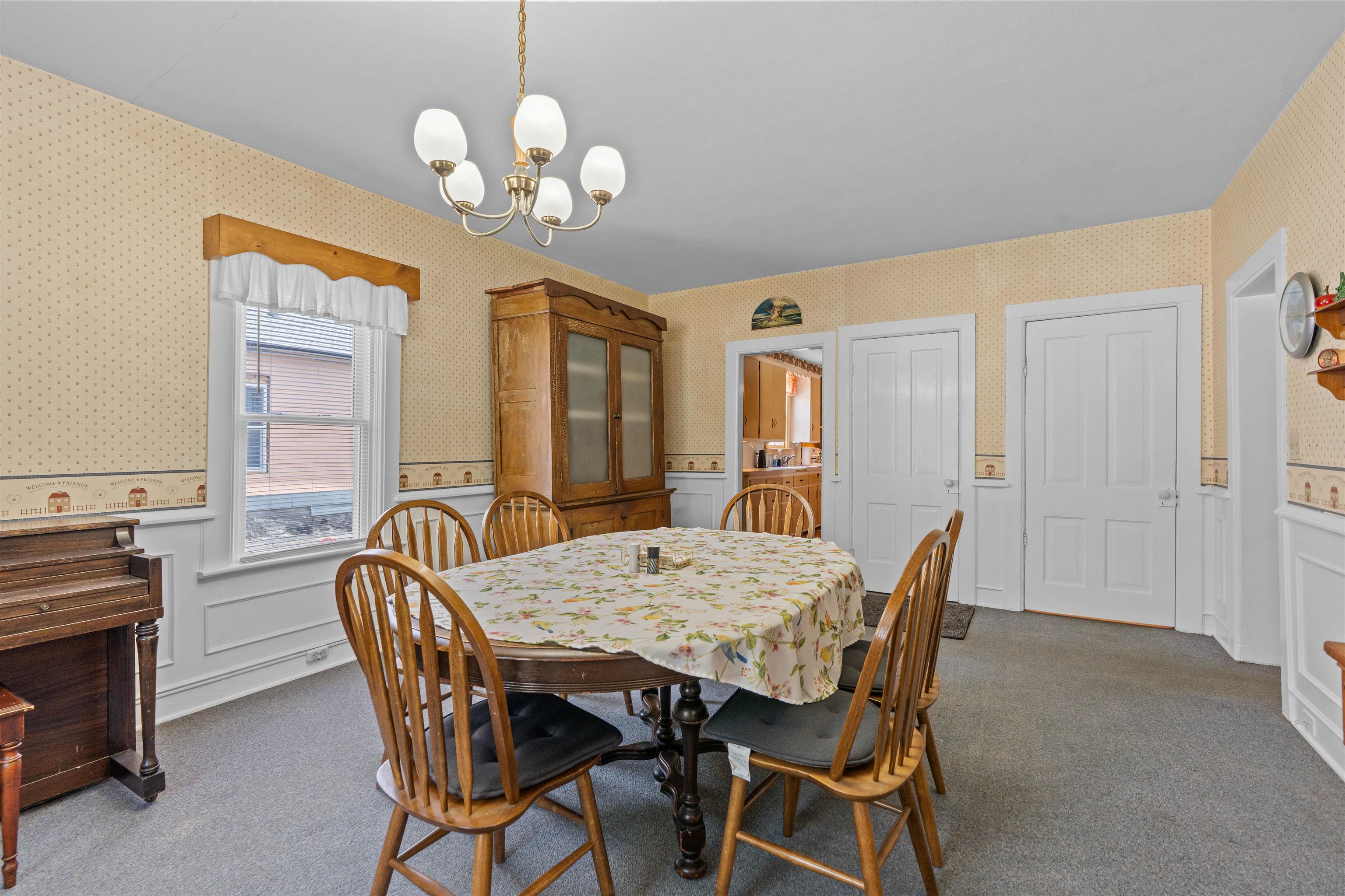 27 9th Street Clintonville, WI 54929 - Photo 11 of 50