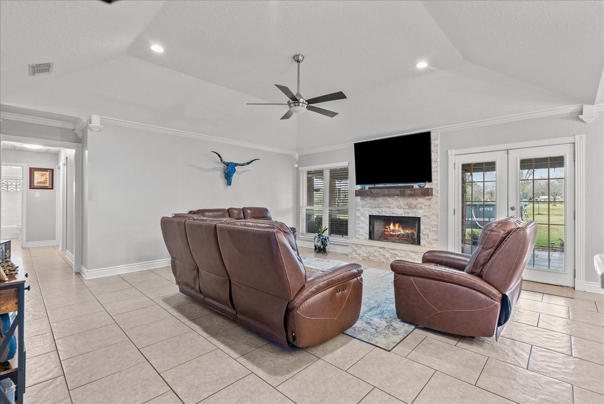 5002 Raford Lane Santa Fe, TX 77510 - Photo 11 of 50