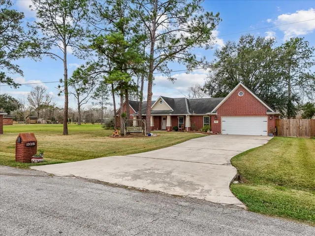 $525,000 | 5002 Raford Lane, Santa Fe, TX 77510