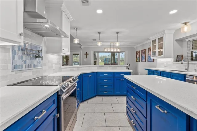 $525,000 | 5002 Raford Lane, Santa Fe, TX 77510