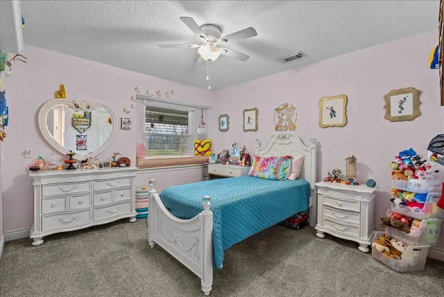 $525,000 | 5002 Raford Lane, Santa Fe, TX 77510