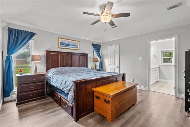 $525,000 | 5002 Raford Lane, Santa Fe, TX 77510