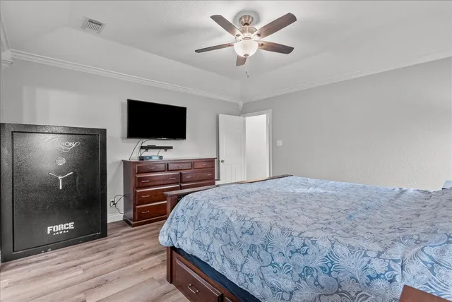 $525,000 | 5002 Raford Lane, Santa Fe, TX 77510