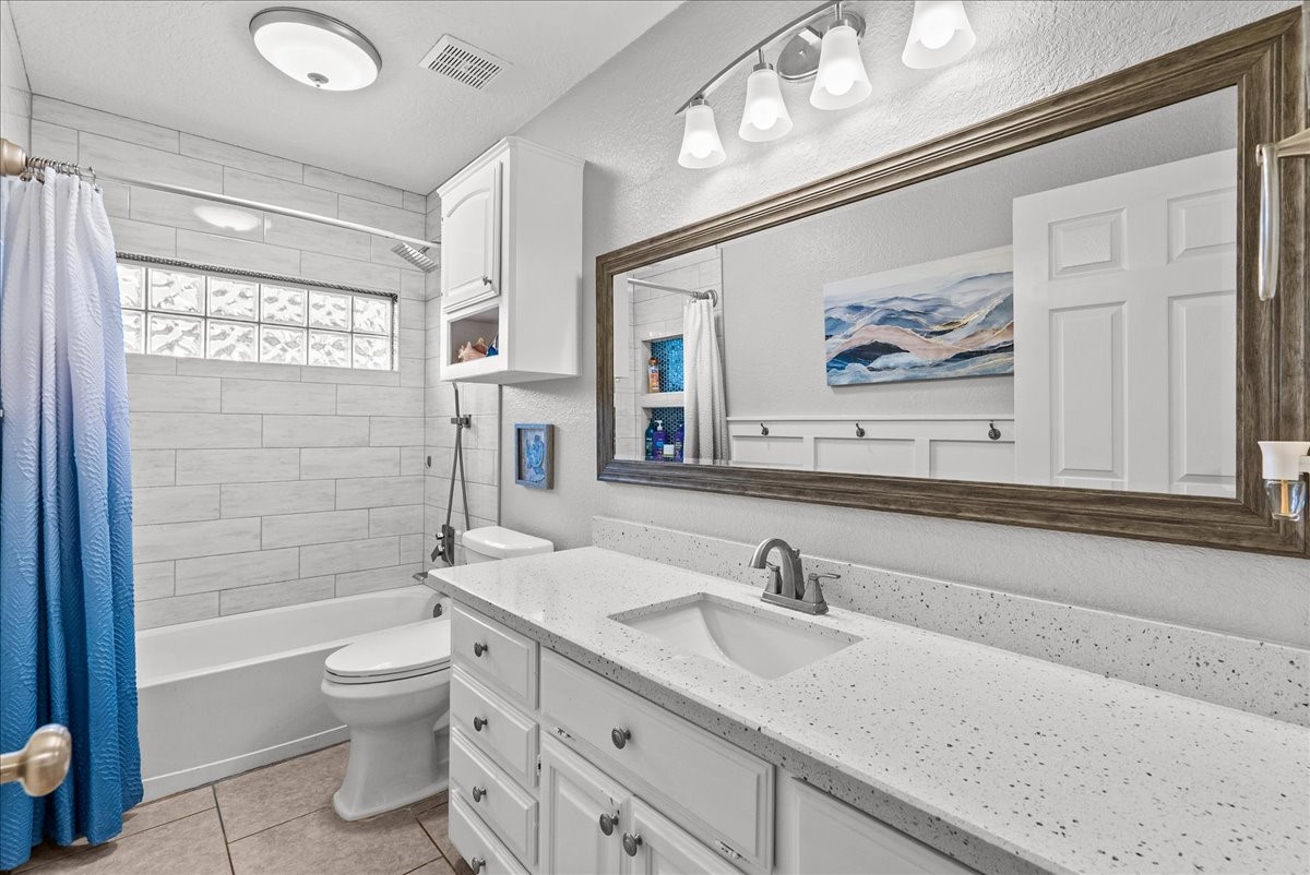 5002 Raford Lane Santa Fe, TX 77510 - Photo 37 of 50