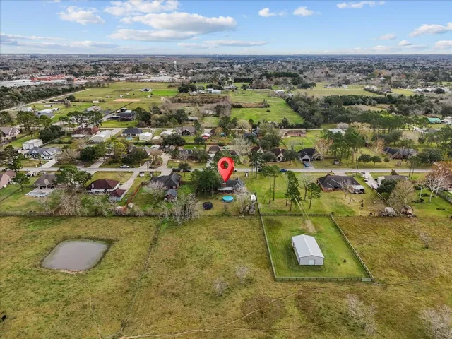 $525,000 | 5002 Raford Lane, Santa Fe, TX 77510