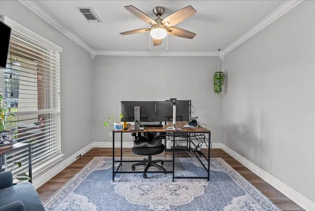 $525,000 | 5002 Raford Lane, Santa Fe, TX 77510