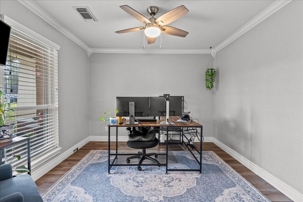 5002 Raford Lane Santa Fe, TX 77510 - Photo 6 of 50