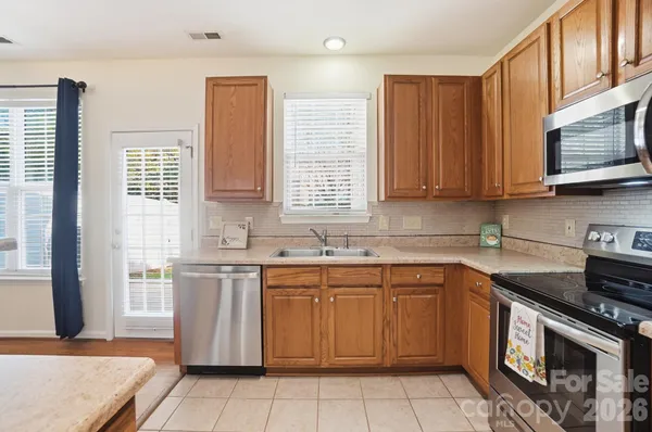 $270,000 | 8422 Chaceview Court, Charlotte, NC 28269