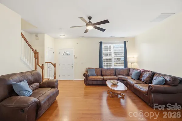 $270,000 | 8422 Chaceview Court, Charlotte, NC 28269
