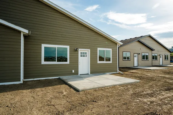 $374,000 | 686 Valley View Drive, Sheridan, WY 82801