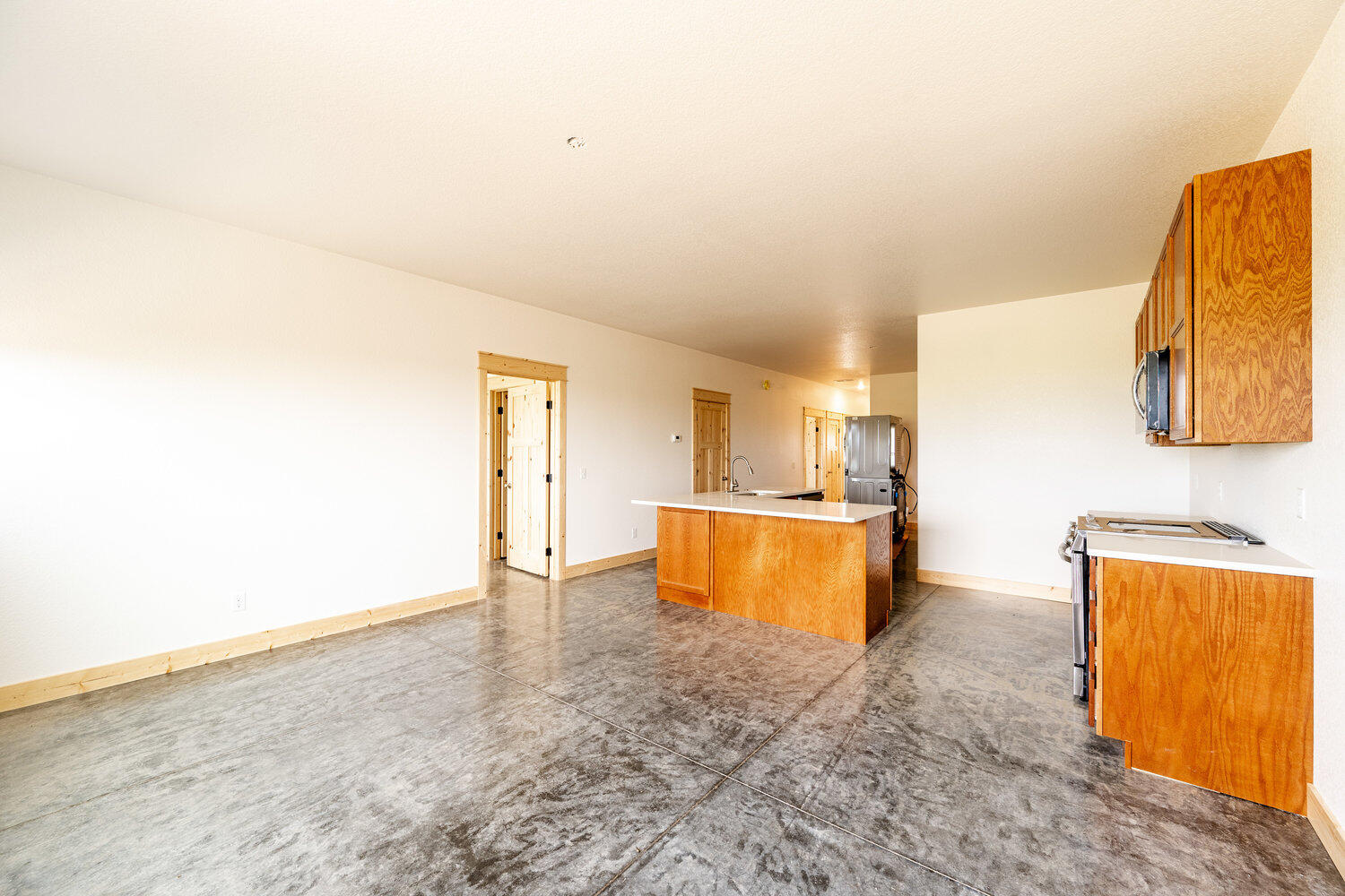 686 Valley View Drive Sheridan, WY 82801 - Photo 10 of 34 045_dsc_5440-hdr_181