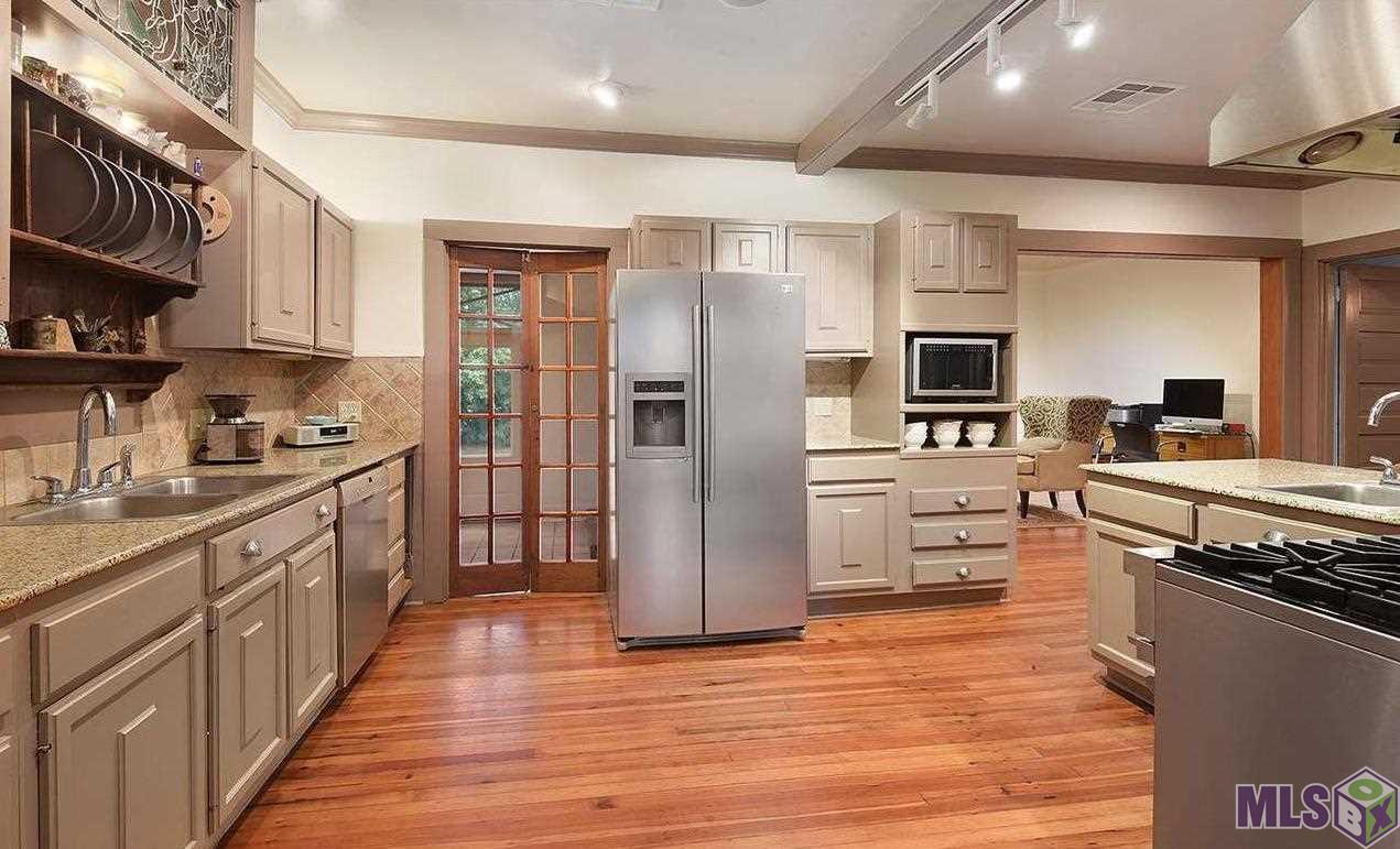 856 Moore Street Baton Rouge, LA 70806 - Photo 9 of 24 Kitchen