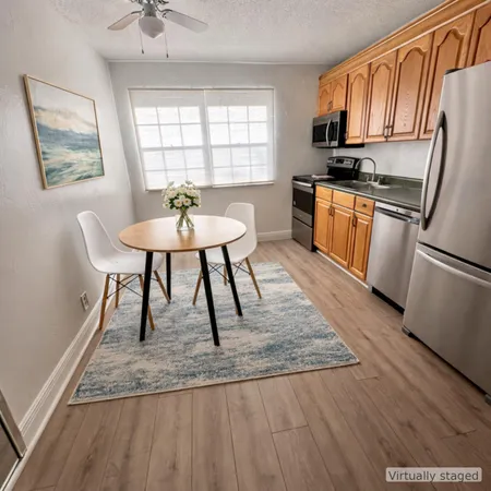 $2,200 | 510 Northeast 17th Avenue, Unit 206, Fort Lauderdale, FL 33301