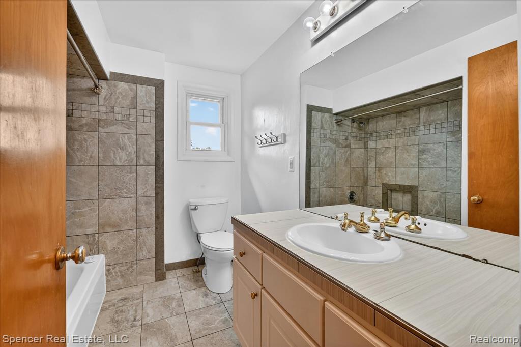 4378 Grange Hall Road Holly, MI 48442 - Photo 22 of 68