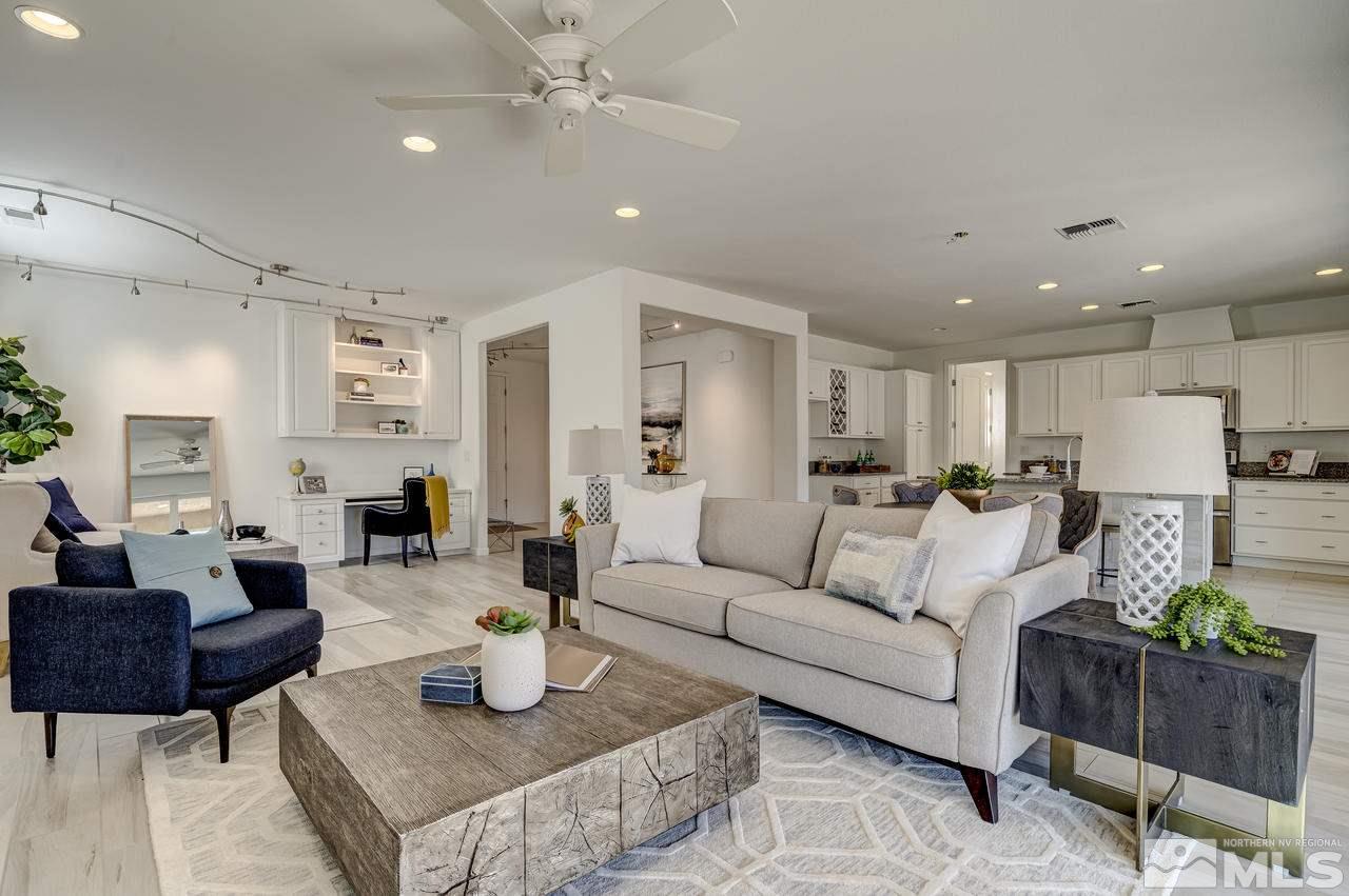 9860 Hafflinger Lane Reno, NV 89521 - Photo 11 of 40 a living room with furniture