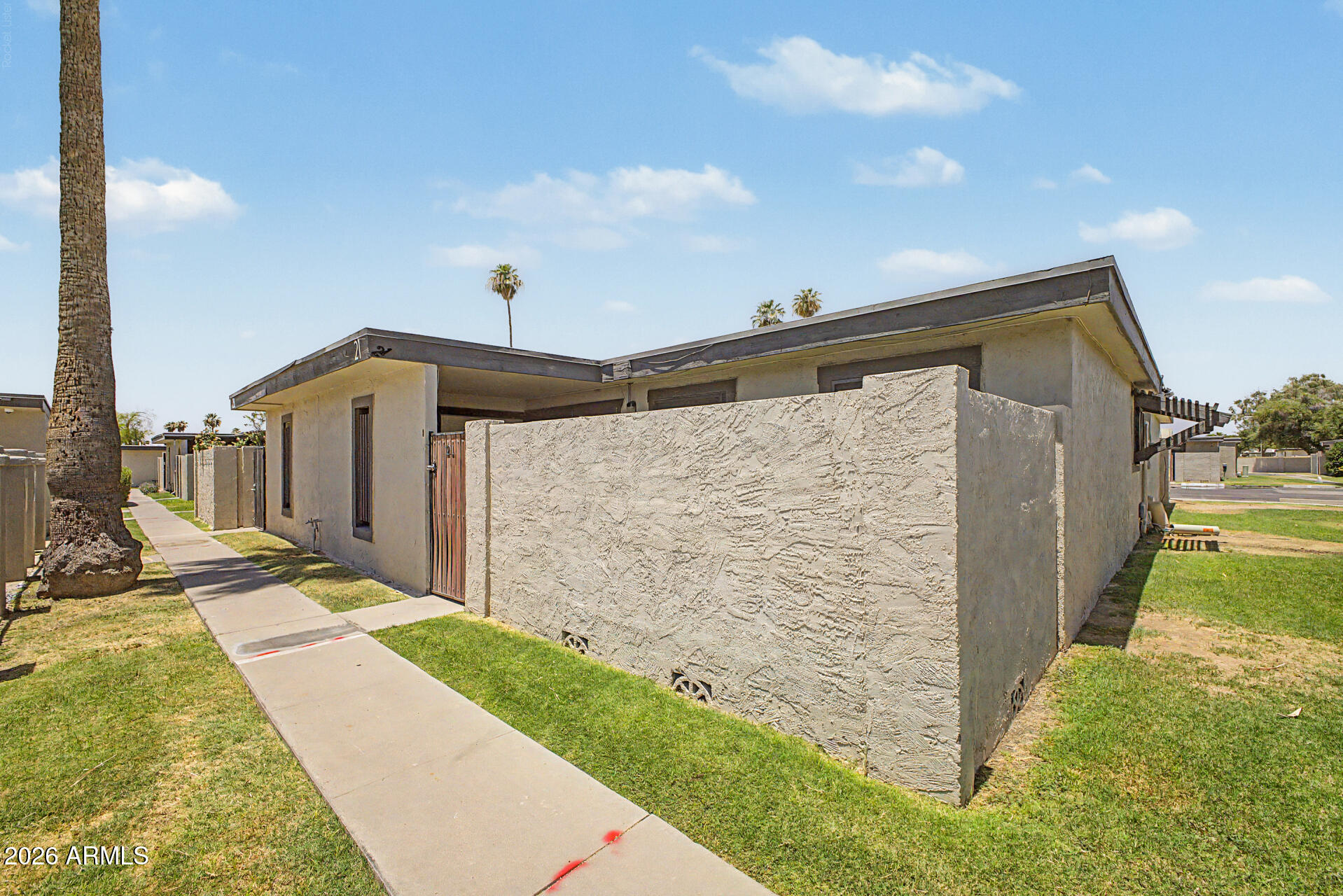 830 South Dobson Road, Unit 21 Mesa, AZ 85202 - Photo 3 of 21 03 - Dobson