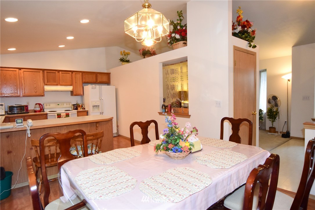 26 73rd Street Southwest Everett, WA 98203 - Photo 12 of 22 Gallery Image 12