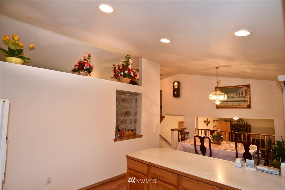 26 73rd Street Southwest Everett, WA 98203 - Photo 14 of 22 Gallery Image 14