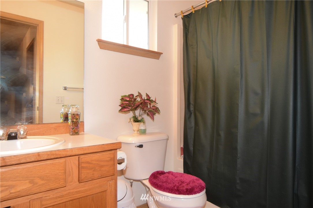 26 73rd Street Southwest Everett, WA 98203 - Photo 3 of 22 Gallery Image 3