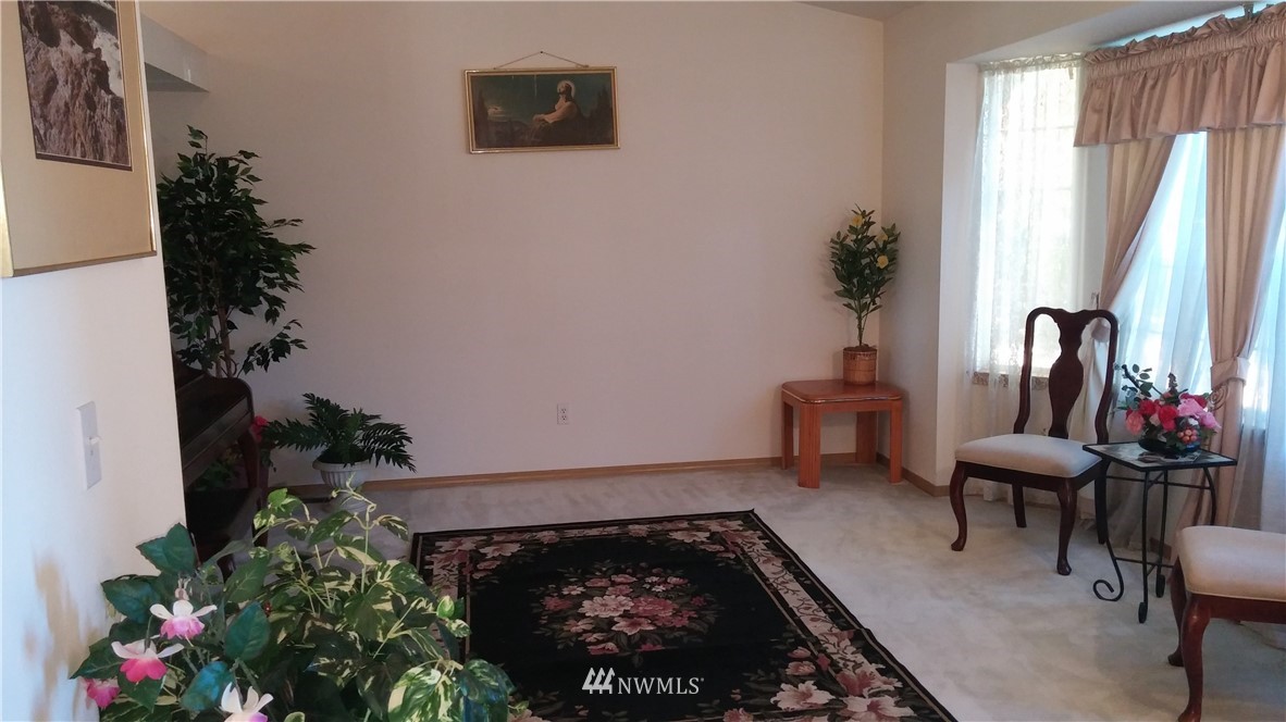 26 73rd Street Southwest Everett, WA 98203 - Photo 6 of 22 Gallery Image 6