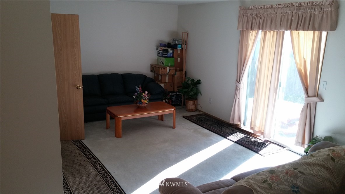 26 73rd Street Southwest Everett, WA 98203 - Photo 8 of 22 Gallery Image 8