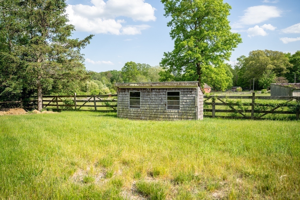 2471 Chestnut Street Dighton, MA 02764 - Photo 8 of 20