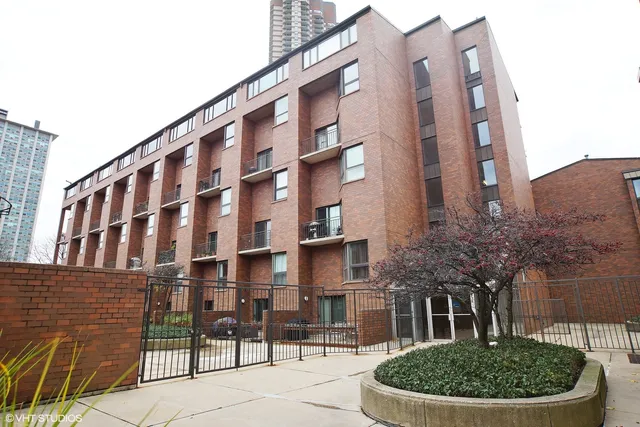 $5,150 | 3700 North Lake Shore Drive, Unit 708, Chicago, IL 60613