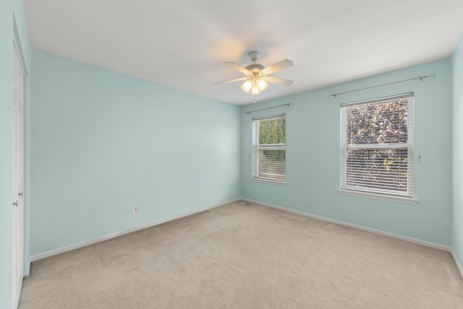 3115 Compton Road Aurora, IL 60504 - Photo 23 of 48 Gallery Image 23